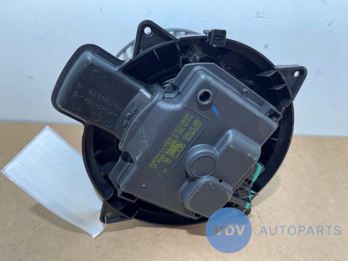 Heating and ventilation fan motor Mercedes ML-Klasse