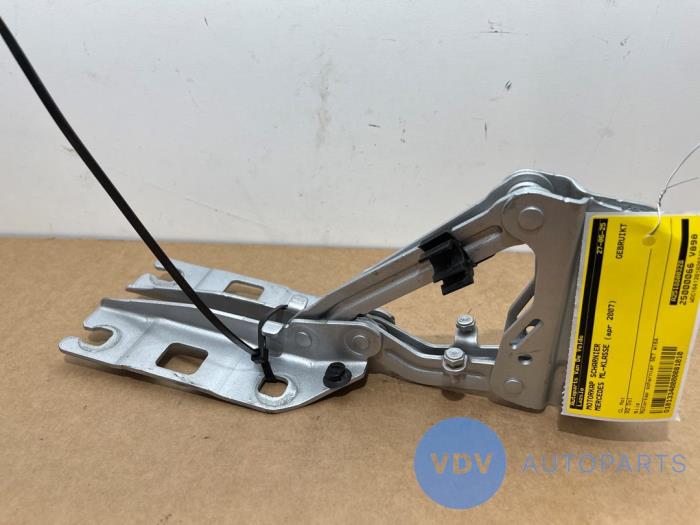 Bonnet Hinge Mercedes ML-Klasse