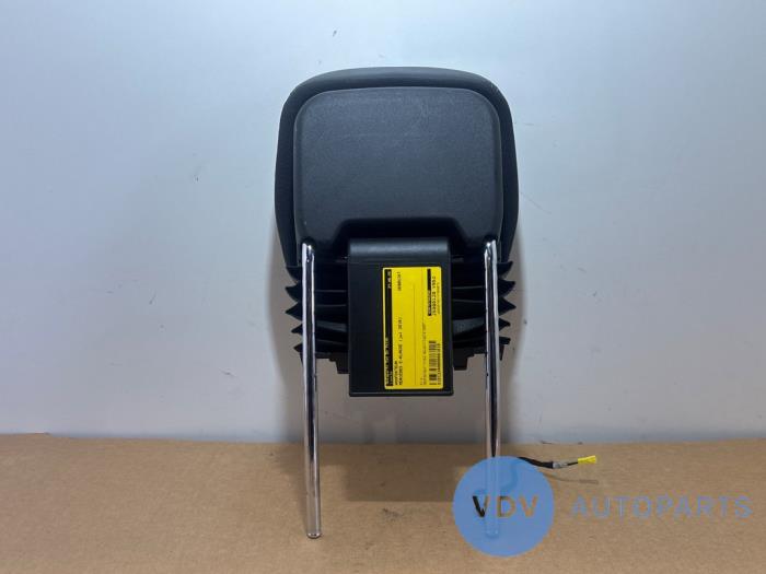 Zaglówek Mercedes E-Klasse