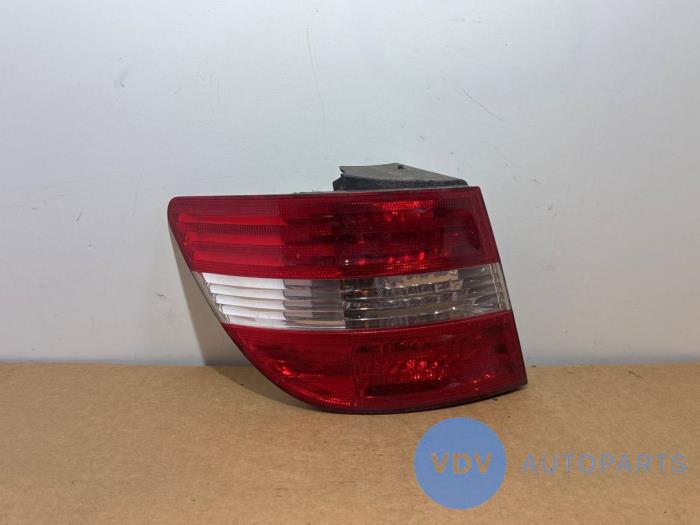 Tylne swiatlo pozycyjne lewe Mercedes B-Klasse