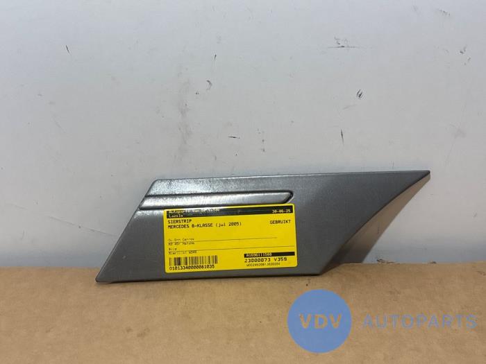 Listwa ozdobna Mercedes B-Klasse