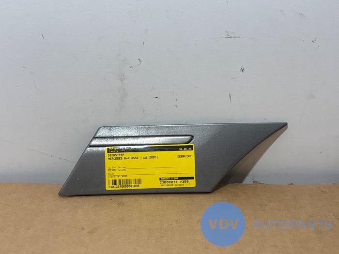 Listwa ozdobna Mercedes B-Klasse