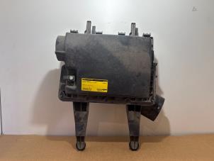 Gebruikte Luchtfilterhuis Mercedes Sprinter 5t (906.63/65) 511 CDI 16V Prijs € 60,50 Inclusief btw aangeboden door Autoparts Van De Velde