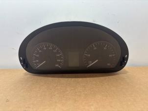 Gebruikte Kilometerteller KM Mercedes Sprinter 5t (906.63/65) 511 CDI 16V Prijs € 78,65 Inclusief btw aangeboden door Autoparts Van De Velde