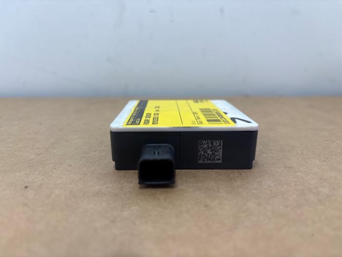 Radar sensor Mercedes EQS