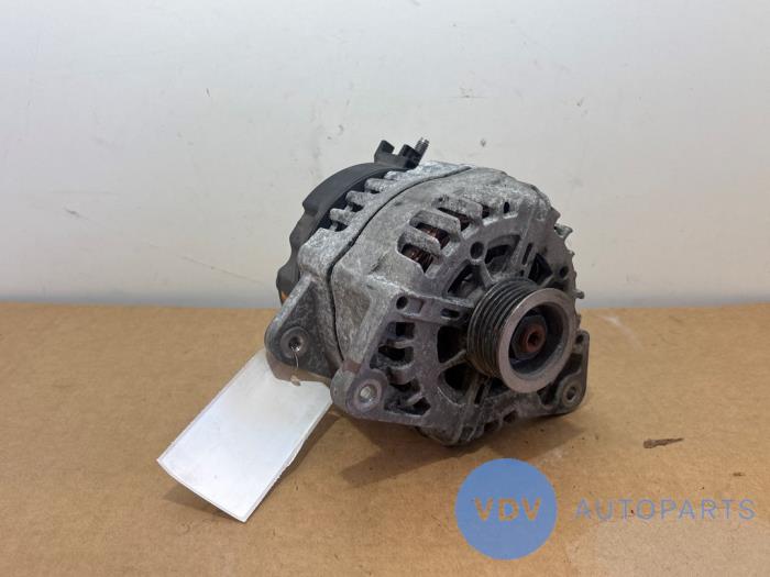 Dynamo Mercedes E-Klasse