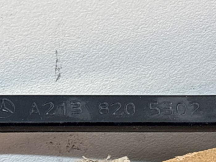 Bras essuie-glace avant Mercedes E-Klasse