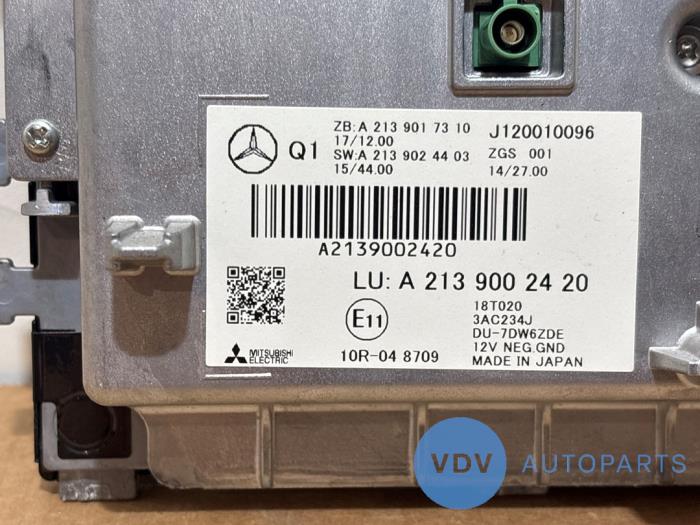 Affichage navigation Mercedes E-Klasse