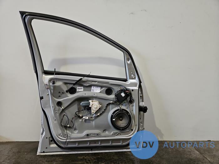Tür 4-türig links vorne Mercedes B-Klasse