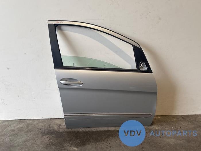 Front door 4-door, right Mercedes B-Klasse