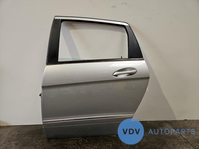 Tür 4-türig links hinten Mercedes B-Klasse