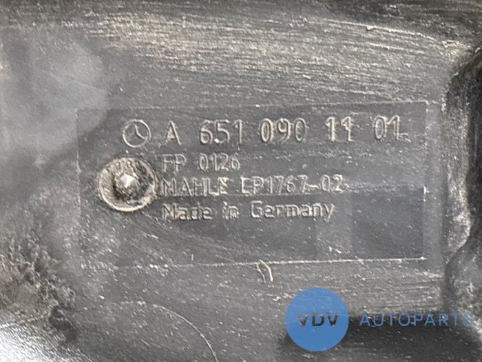 Boîtier filtre à air Mercedes E-Klasse