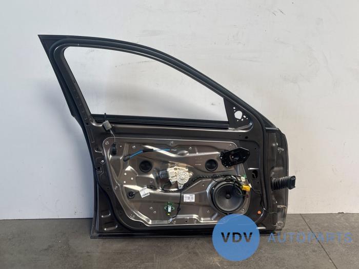 Tür 4-türig links vorne Mercedes E-Klasse