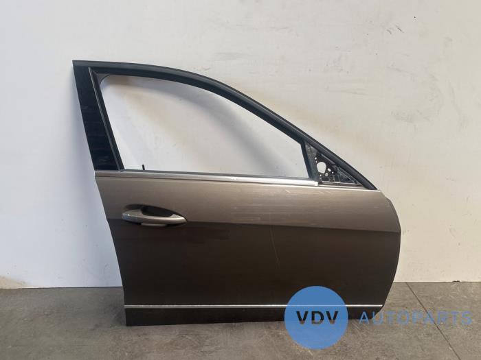 Tür 4-türig rechts vorne Mercedes E-Klasse