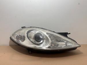 Gebruikte Rechter Koplamp Mercedes A (W169) 2.0 A-180 CDI 16V 5-Drs. Prijs € 90,75 Inclusief btw aangeboden door Autoparts Van De Velde