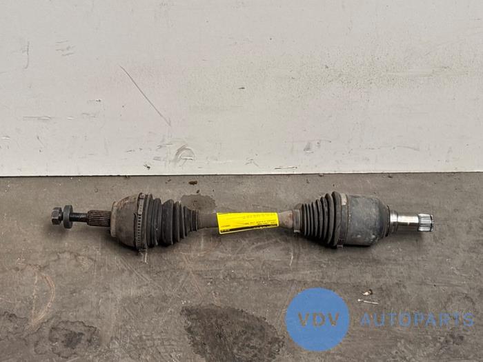 Fusee links-voor Mercedes A-Klasse