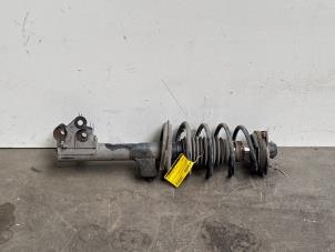 Gebruikte Schokdemper rechts-voor Mercedes A (W169) 2.0 A-180 CDI 16V 5-Drs. Prijs € 60,50 Inclusief btw aangeboden door Autoparts Van De Velde