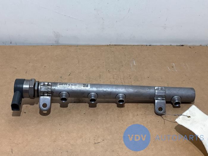 Fuel injector nozzle Mercedes E-Klasse