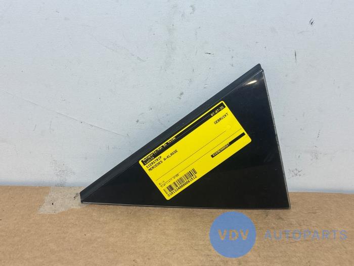 Listwa ozdobna Mercedes A-Klasse