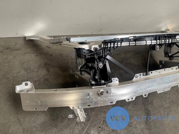 Panel przedni Mercedes E-Klasse