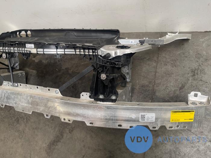 Panel przedni Mercedes E-Klasse