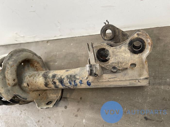 Stoßdämpfer rechts vorne Mercedes A-Klasse