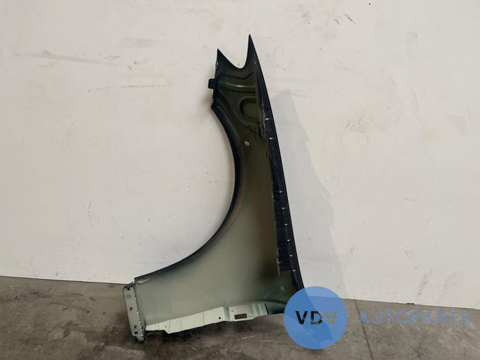 Front wing, right Mercedes E-Klasse