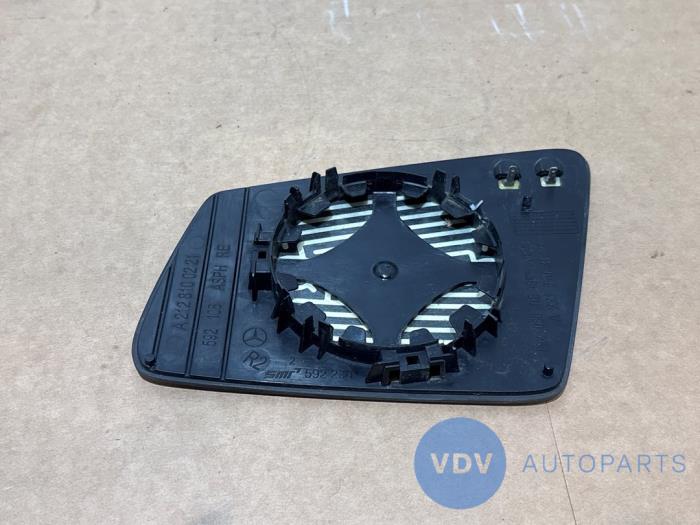 Glace rétroviseur droit Mercedes C-Klasse