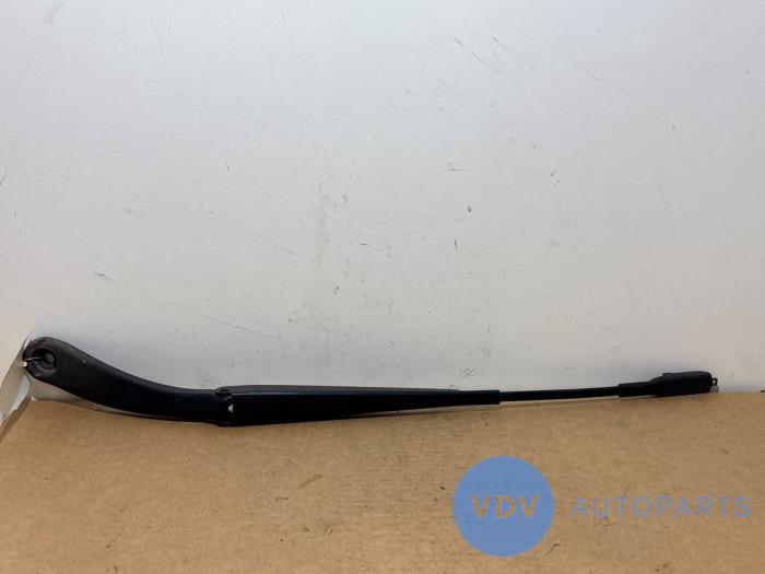 Front wiper arm Mercedes B-Klasse