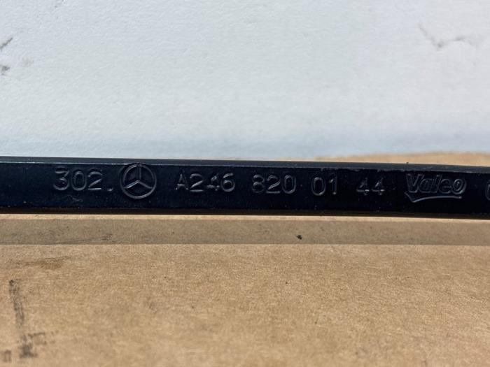 Brazo delantero de limpiaparabrisas Mercedes B-Klasse