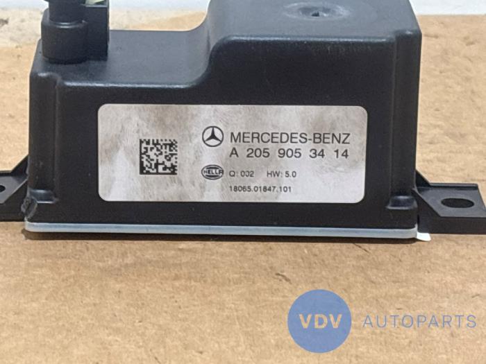 Voltage regulator Mercedes C-Klasse