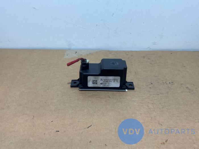 Voltage regulator Mercedes C-Klasse