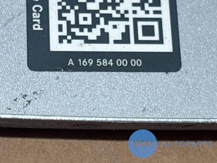 Pokrywa wlewu paliwa Mercedes A-Klasse