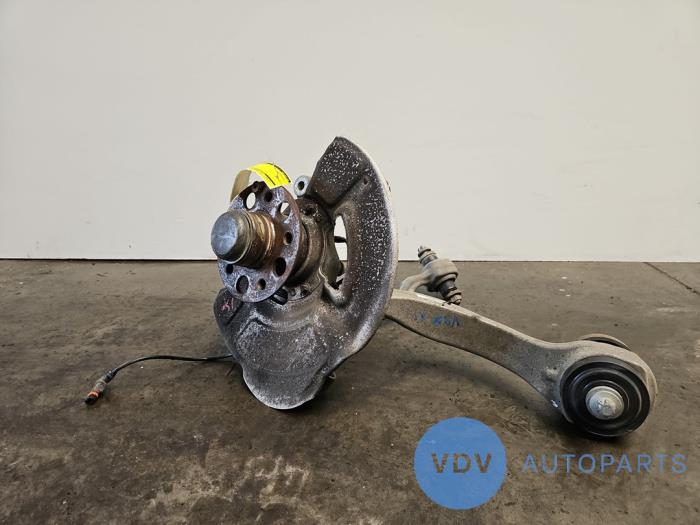 Knuckle, front right Mercedes CLS-Klasse