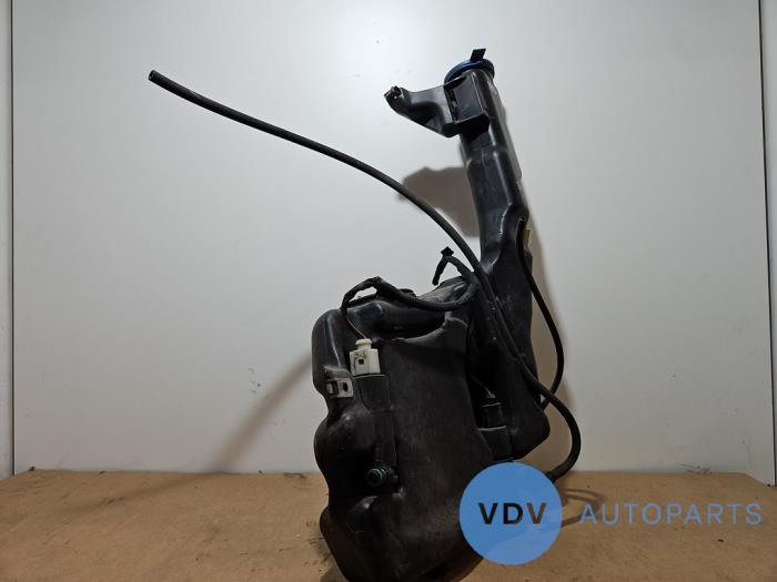 Front windscreen washer reservoir Mercedes E-Klasse