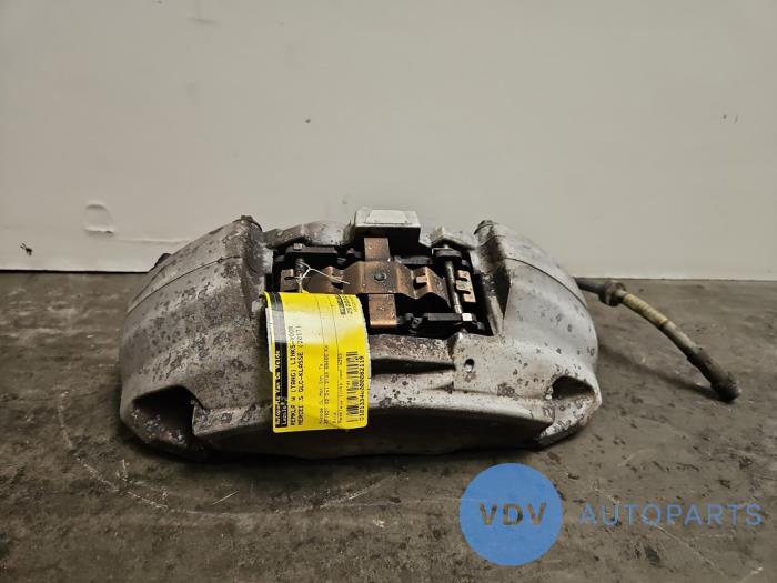 Remklauw (Tang) links-voor Mercedes GLC-Klasse