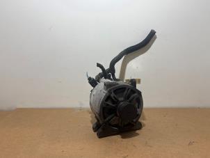 Gebruikte Dynamo Mercedes A (W168) 1.7 A-170 CDI 16V Prijs € 242,00 Inclusief btw aangeboden door Autoparts Van De Velde