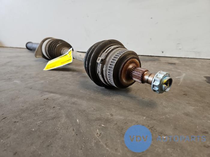 Os napedowa prawy przód Mercedes A-Klasse