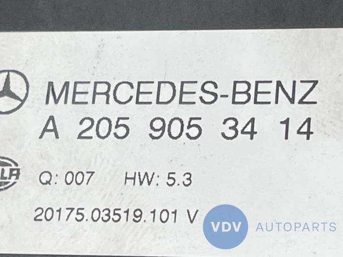 Voltage regulator Mercedes C-Klasse