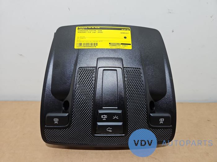 Oswietlenie wewnetrzne przód Mercedes CLA