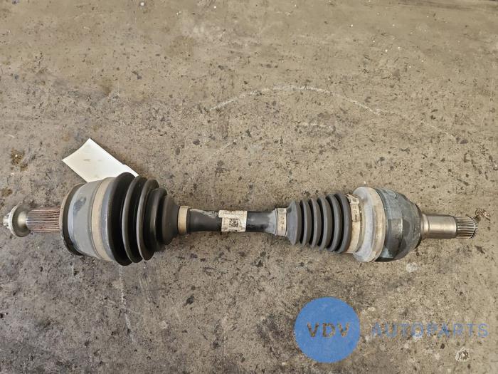 Front drive shaft, left Mercedes CLA