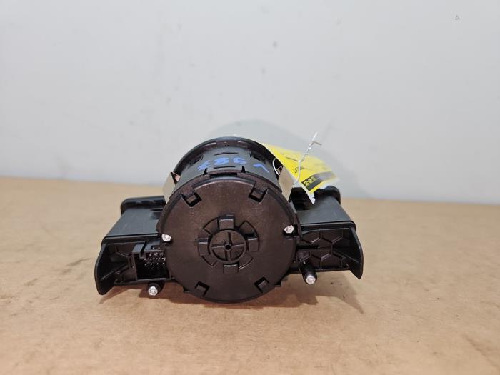 Interruptor de luz Mercedes CLA