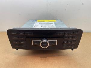 Gebruikte Radio Mercedes GLK (204.7/9) 2.2 220 CDI 16V BlueEff.,BlueTEC 4-Matic Prijs € 108,90 Inclusief btw aangeboden door Autoparts Van De Velde