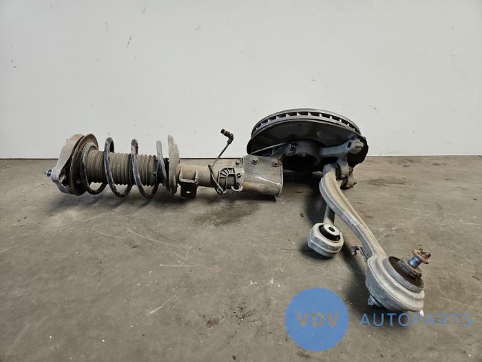 Knuckle, front left Mercedes GLK-Klasse