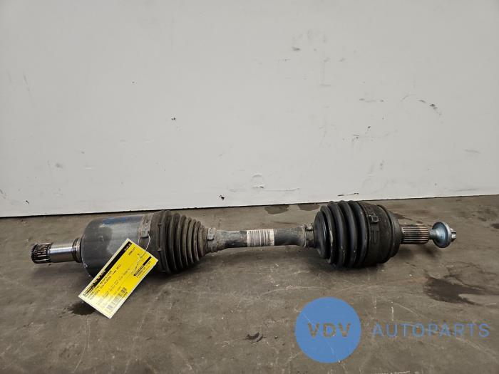 Os napedowa prawy przód Mercedes GLK-Klasse