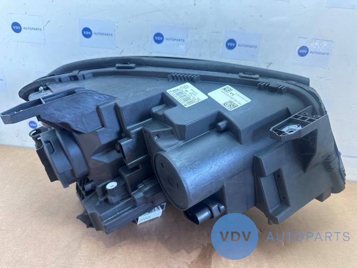 Headlight, left Mercedes GLA