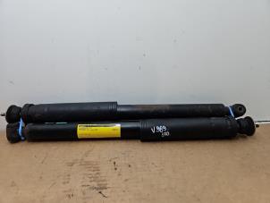 Gebruikte Schokdemper set Mercedes SLK (R170) 2.0 200 K 16V Prijs € 60,50 Inclusief btw aangeboden door Autoparts Van De Velde