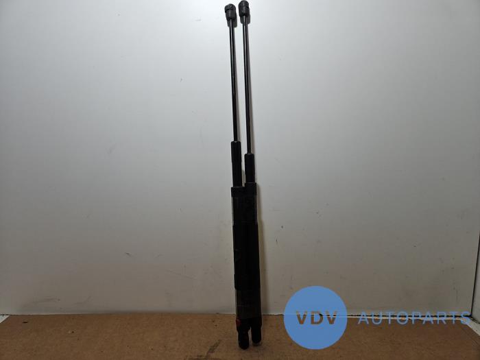 Zestaw amortyzatorów gazowych pokrywy silnika Mercedes GLK-Klasse