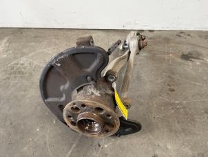 Gebruikte Fusee links-voor Mercedes GLK (204.7/9) 3.0 320 CDI 24V 4-Matic Prijs € 181,50 Inclusief btw aangeboden door Autoparts Van De Velde