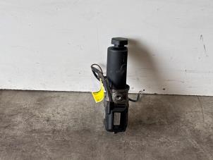 Gebruikte Servopomp Mercedes A (W168) 1.6 A-140 Prijs € 302,50 Inclusief btw aangeboden door Autoparts Van De Velde